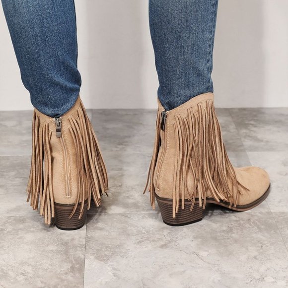 Fringe Cowboy Western Ankle Boots in Tan - Picture 4 of 5